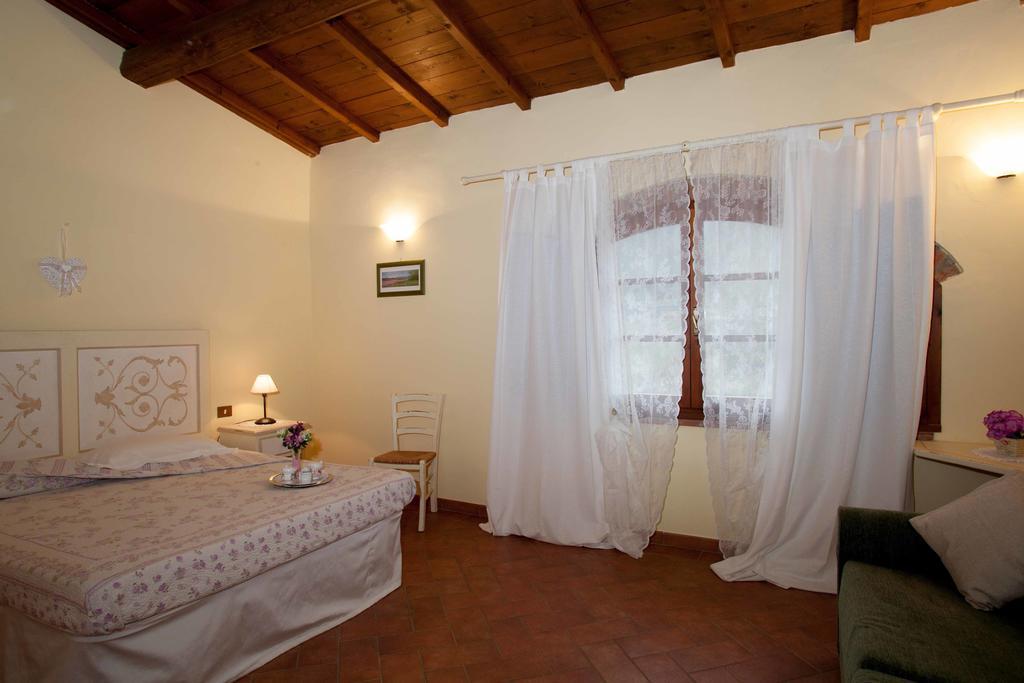 Agriturismo Le Buche Di Viesca Reggello Oda fotoğraf